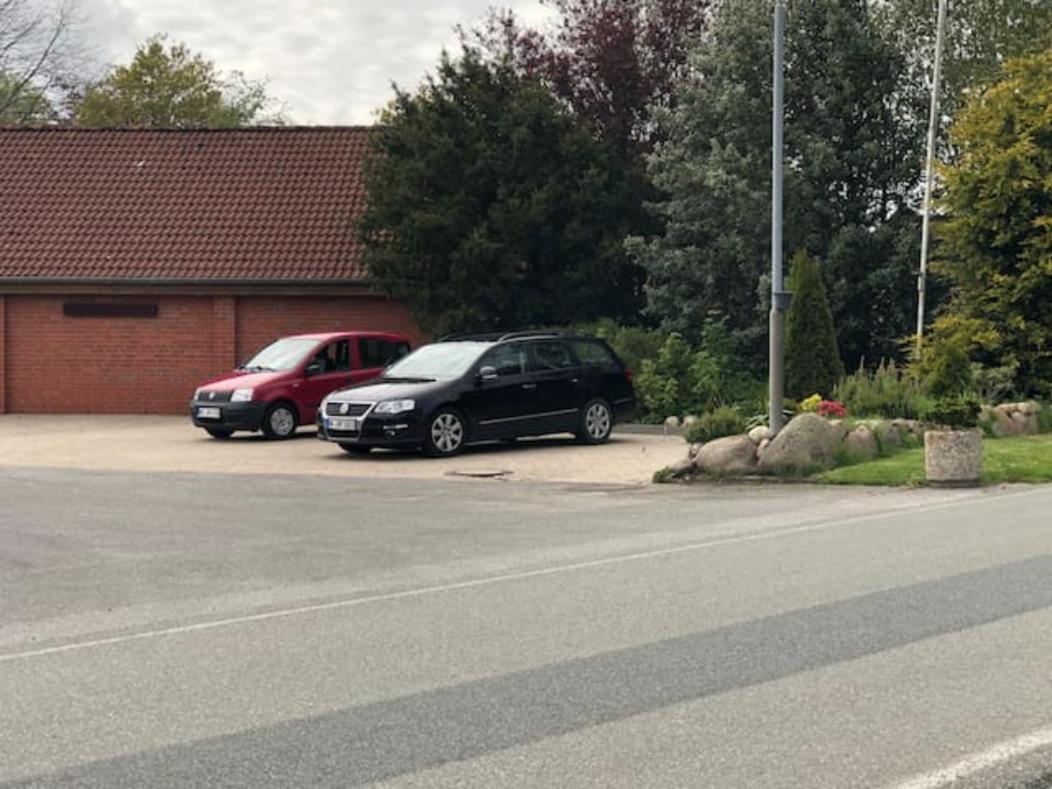 Grosszuegiges Reetdachhaus An Der Nordsee Langenhorn Buitenkant foto